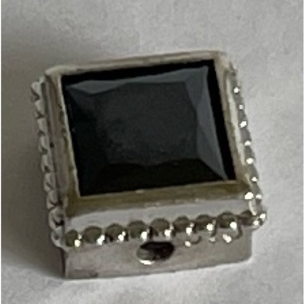 Women’s Caerleon Silver and Gold Ring with Interchangeable Gemstones. - Picture 4 of 16